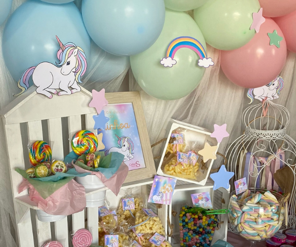 Mesa temática: Unicornios Mesas comunión Sevilla