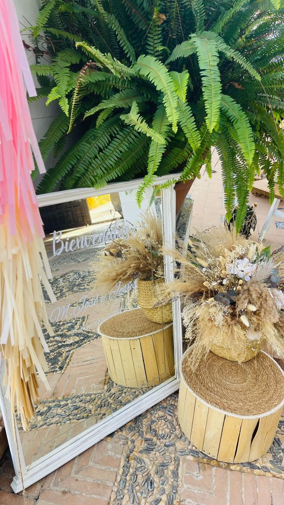 Rincón de bienvenida exterior